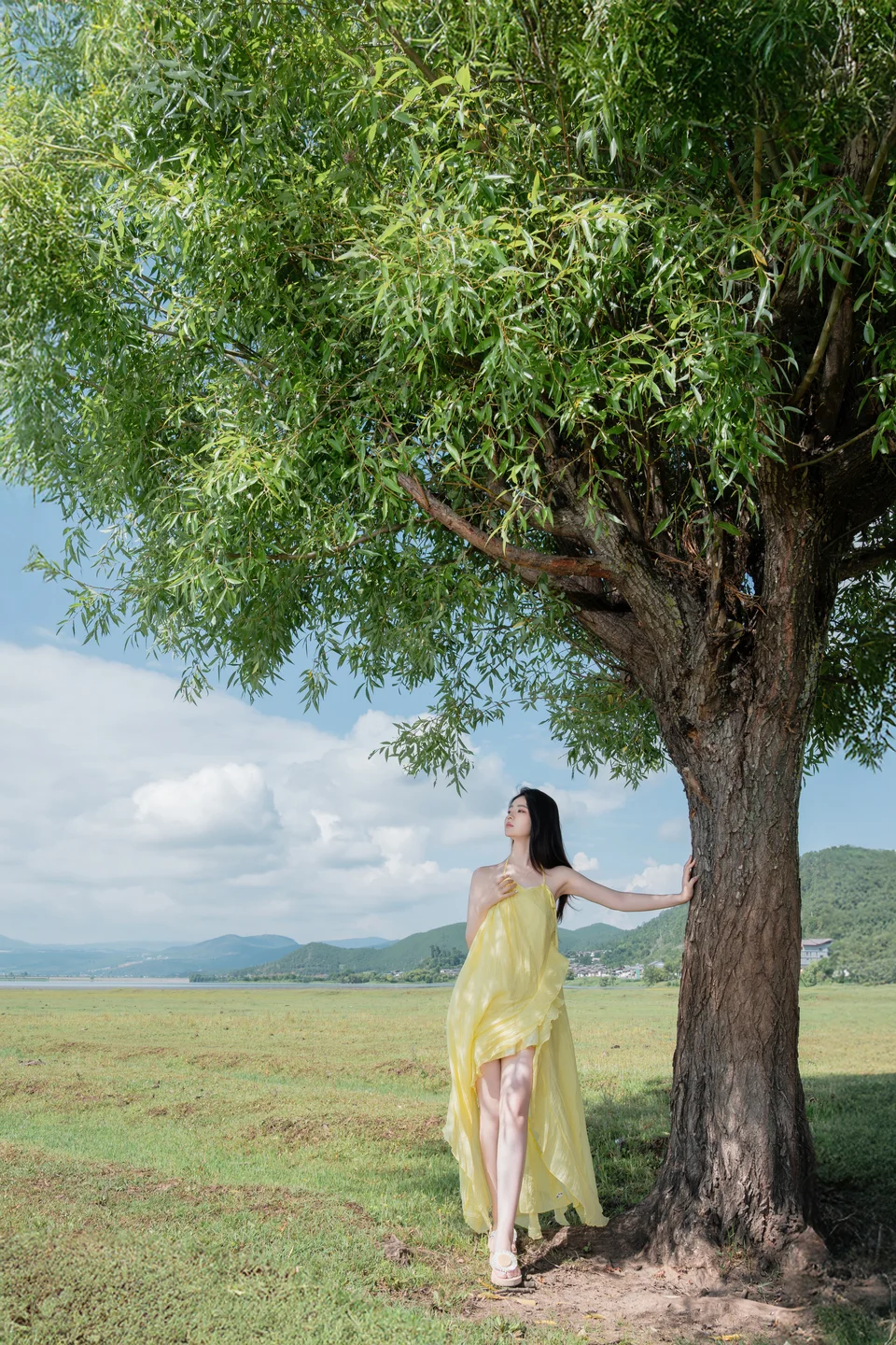 年年 - 绿茵 [83P-479MB] tg@simisebaisi 【丝足阁】023.webp